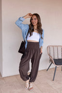 Chic Effortless Edge Jogger Pants