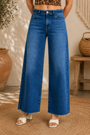 Relaxed Wide Leg Jeans