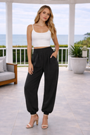 Chic Effortless Edge Jogger Pants