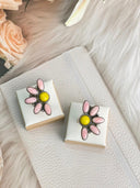 Days of Spring Collection Rosarita and Pink Conch Half Daisy Ring
